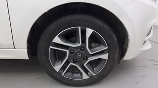 Used 2021 Tata Tiago XZA+ AMT Petrol Automatic tyres RIGHT FRONT TYRE RIM VIEW