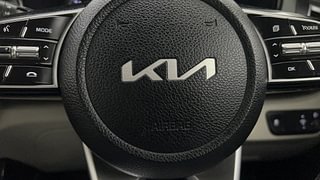 Used 2022 Kia Seltos HTX G Petrol Manual top_features Airbags