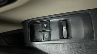Used 2011 Volkswagen Polo [2010-2014] Comfortline 1.2L (P) Petrol Manual top_features Power windows
