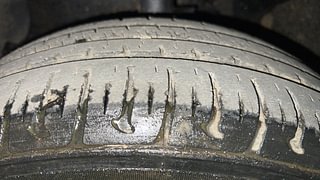 Used 2018 Hyundai Grand i10 [2017-2020] Asta 1.2 Kappa VTVT Petrol Manual tyres LEFT FRONT TYRE TREAD VIEW
