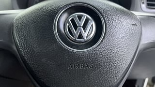Used 2019 Volkswagen Polo [2018-2022] Comfortline 1.0L (P) Petrol Manual top_features Airbags