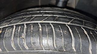Used 2023 Hyundai i20 N Line N8 1.0 Turbo DCT Petrol Automatic tyres RIGHT FRONT TYRE TREAD VIEW