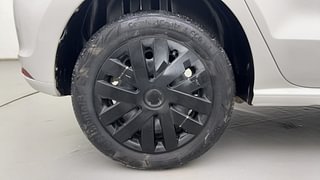 Used 2019 Volkswagen Polo [2018-2022] Comfortline 1.0L (P) Petrol Manual tyres RIGHT REAR TYRE RIM VIEW