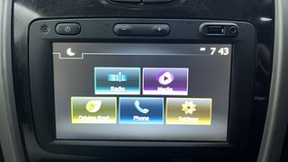 Used 2021 Renault Duster [2020-2022] RXZ Petrol Petrol Manual top_features Touch screen infotainment system