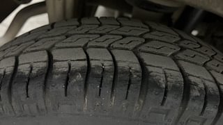 Used 2015 Maruti Suzuki Alto 800 Lxi Petrol Manual tyres RIGHT REAR TYRE TREAD VIEW