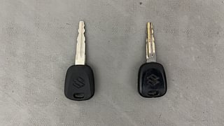 Used 2014 Maruti Suzuki Alto 800 [2012-2016] Lxi Petrol Manual extra CAR KEY VIEW
