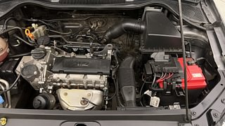 Used 2014 Volkswagen Polo [2010-2014] Highline1.2L (P) Petrol Manual engine ENGINE LEFT SIDE VIEW