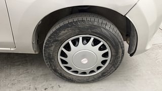 Used 2014 Maruti Suzuki Alto 800 [2012-2016] Lxi Petrol Manual tyres RIGHT FRONT TYRE RIM VIEW