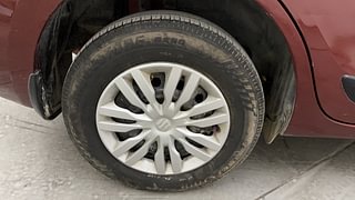 Used 2018 Maruti Suzuki Dzire [2017-2020] VDi AMT Diesel Automatic tyres RIGHT REAR TYRE RIM VIEW