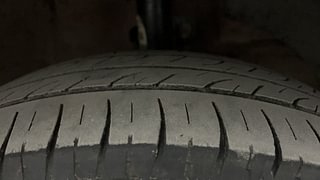 Used 2018 Maruti Suzuki Dzire [2017-2020] VDi AMT Diesel Automatic tyres RIGHT FRONT TYRE TREAD VIEW