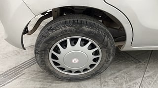 Used 2014 Maruti Suzuki Alto 800 [2012-2016] Lxi Petrol Manual tyres RIGHT REAR TYRE RIM VIEW