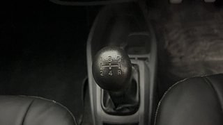 Used 2014 Maruti Suzuki Alto 800 [2012-2016] Lxi Petrol Manual interior GEAR  KNOB VIEW