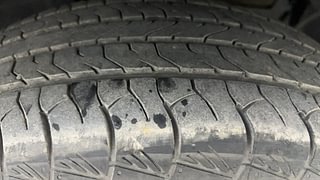Used 2021 Renault Duster [2020-2022] RXZ Petrol Petrol Manual tyres RIGHT FRONT TYRE TREAD VIEW