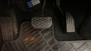 Used 2018 Maruti Suzuki Baleno [2015-2019] Zeta AT Petrol Petrol Automatic interior PEDALS VIEW