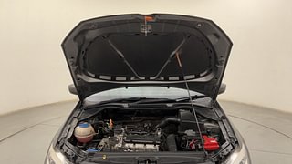 Used 2014 Volkswagen Polo [2010-2014] Highline1.2L (P) Petrol Manual engine ENGINE & BONNET OPEN FRONT VIEW