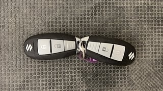 Used 2017 Maruti Suzuki Baleno [2015-2019] Alpha Petrol Petrol Manual extra CAR KEY VIEW