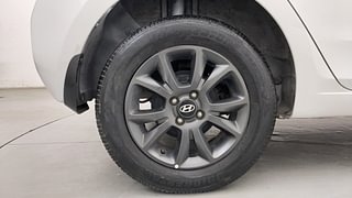 Used 2018 Hyundai Elite i20 [2018-2020] Asta CVT Petrol Automatic tyres RIGHT REAR TYRE RIM VIEW