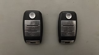Used 2021 Kia Sonet HTX 1.0 iMT Petrol Manual extra CAR KEY VIEW