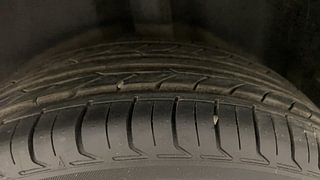 Used 2014 Volkswagen Polo [2010-2014] Highline1.2L (P) Petrol Manual tyres LEFT REAR TYRE TREAD VIEW