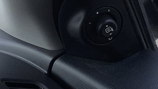 Used 2021 Tata Nexon XMA AMT S Petrol Automatic top_features Adjustable ORVM