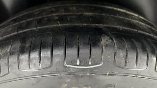 Used 2019 Volkswagen Polo [2018-2022] Comfortline 1.0L (P) Petrol Manual tyres RIGHT REAR TYRE TREAD VIEW