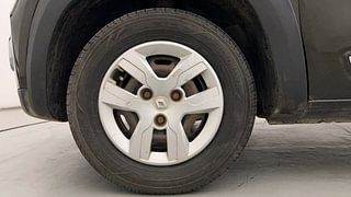 Used 2019 Renault Kwid [2017-2019] RXT 1.0 SCE Special (O) Petrol Manual tyres LEFT FRONT TYRE RIM VIEW
