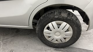 Used 2015 Maruti Suzuki Alto 800 Lxi Petrol Manual tyres LEFT REAR TYRE RIM VIEW