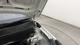 Used 2022 Hyundai Venue [2019-2022] S+ 1.2 Petrol Manual engine ENGINE LEFT SIDE HINGE & APRON VIEW