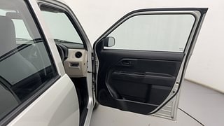 Used 2020 Maruti Suzuki Wagon R 1.0 [2019-2022] LXI CNG Petrol+cng Manual interior RIGHT FRONT DOOR OPEN VIEW