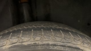 Used 2021 Volkswagen Vento Highline 1.0L TSI Petrol Automatic tyres RIGHT REAR TYRE TREAD VIEW