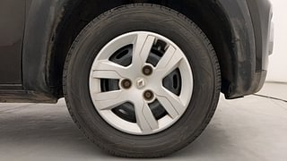 Used 2019 Renault Kwid [2017-2019] RXT 1.0 SCE Special (O) Petrol Manual tyres RIGHT FRONT TYRE RIM VIEW