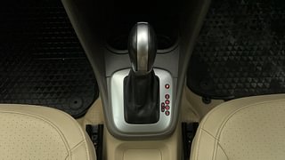 Used 2021 Volkswagen Vento Highline 1.0L TSI Petrol Automatic interior GEAR  KNOB VIEW