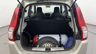 Used 2020 Maruti Suzuki Wagon R 1.0 [2019-2022] LXI CNG Petrol+cng Manual interior DICKY INSIDE VIEW