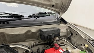 Used 2014 Maruti Suzuki Alto 800 [2012-2016] Lxi Petrol Manual engine ENGINE LEFT SIDE HINGE & APRON VIEW