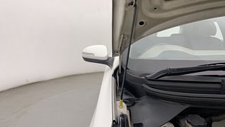 Used 2018 Hyundai Elite i20 [2018-2020] Asta CVT Petrol Automatic engine ENGINE RIGHT SIDE HINGE & APRON VIEW