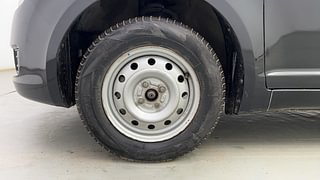 Used 2010 Maruti Suzuki Swift [2007-2011] LXi Petrol Manual tyres LEFT FRONT TYRE RIM VIEW