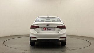 Used 2019 Hyundai Verna [2017-2020] 1.6 VTVT SX (O) AT Petrol Automatic exterior BACK VIEW