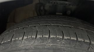 Used 2021 Volkswagen Vento Highline 1.0L TSI Petrol Manual tyres RIGHT FRONT TYRE TREAD VIEW