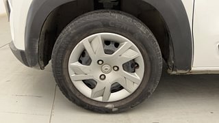 Used 2021 renault Kwid 1.0 RXT Opt Petrol Manual tyres LEFT FRONT TYRE RIM VIEW