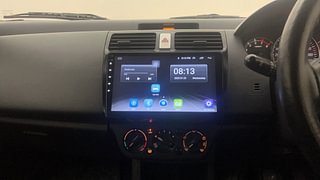 Used 2011 Maruti Suzuki Swift [2007-2011] VXi Petrol Manual interior MUSIC SYSTEM & AC CONTROL VIEW