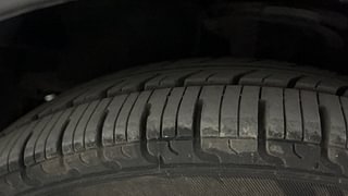Used 2012 Hyundai i10 [2010-2016] Sportz 1.2 Petrol Petrol Manual tyres LEFT FRONT TYRE TREAD VIEW