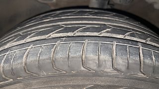 Used 2019 Hyundai Verna [2017-2020] 1.6 VTVT SX (O) AT Petrol Automatic tyres LEFT FRONT TYRE TREAD VIEW