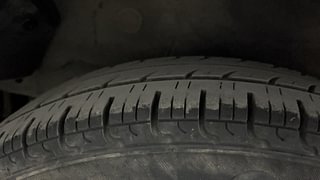 Used 2012 Hyundai i10 [2010-2016] Sportz 1.2 Petrol Petrol Manual tyres RIGHT REAR TYRE TREAD VIEW