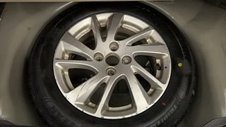 Used 2013 Maruti Suzuki Swift [2011-2017] ZXi Petrol Manual tyres SPARE TYRE VIEW