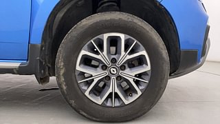 Used 2020 Renault Duster 110 PS RXZ MT Diesel Diesel Manual tyres RIGHT FRONT TYRE RIM VIEW