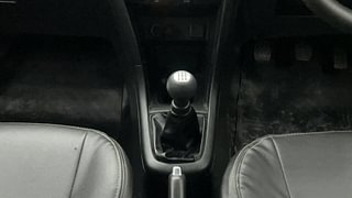 Used 2013 Maruti Suzuki Swift [2011-2017] ZXi Petrol Manual interior GEAR  KNOB VIEW