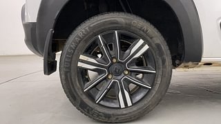Used 2023 Renault Kwid Climber 1.0l SCE Petrol MT Dual Tone Petrol Manual tyres RIGHT REAR TYRE RIM VIEW