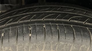 Used 2013 Maruti Suzuki Swift [2011-2017] ZXi Petrol Manual tyres RIGHT REAR TYRE TREAD VIEW