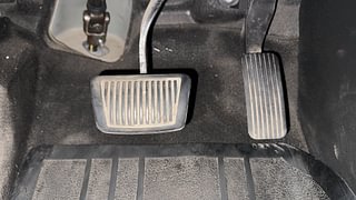 Used 2019 Hyundai Verna [2017-2020] 1.6 VTVT SX (O) AT Petrol Automatic interior PEDALS VIEW