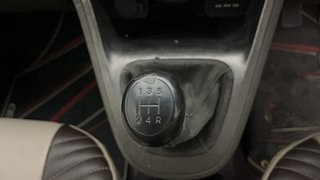 Used 2012 Hyundai i10 [2010-2016] Sportz 1.2 Petrol Petrol Manual interior GEAR  KNOB VIEW